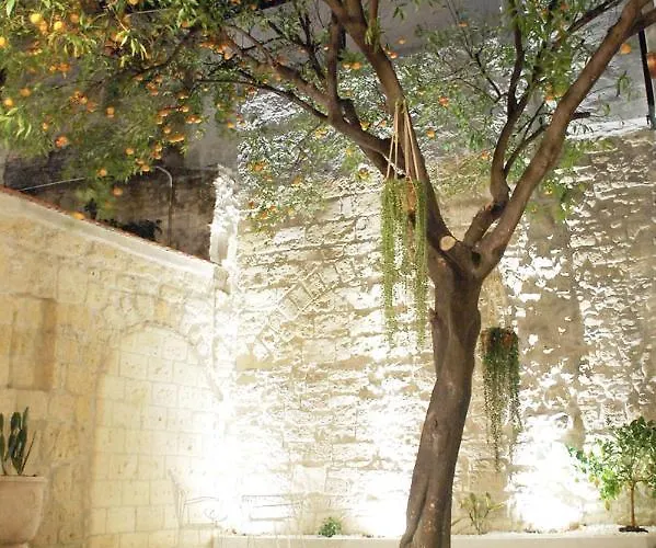 Palazzo Bianchi - * Trani