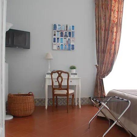 Palazzo Bianchi - Трани