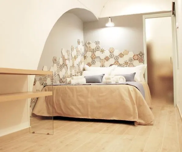 Palazzo Bianchi - * Trani